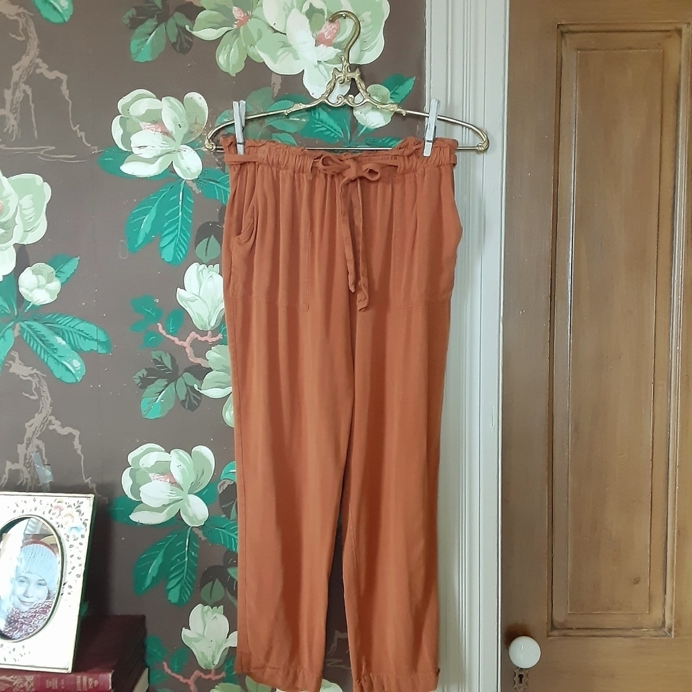 KNOW ONE CARES Paper Bag Waist Pants Size Small